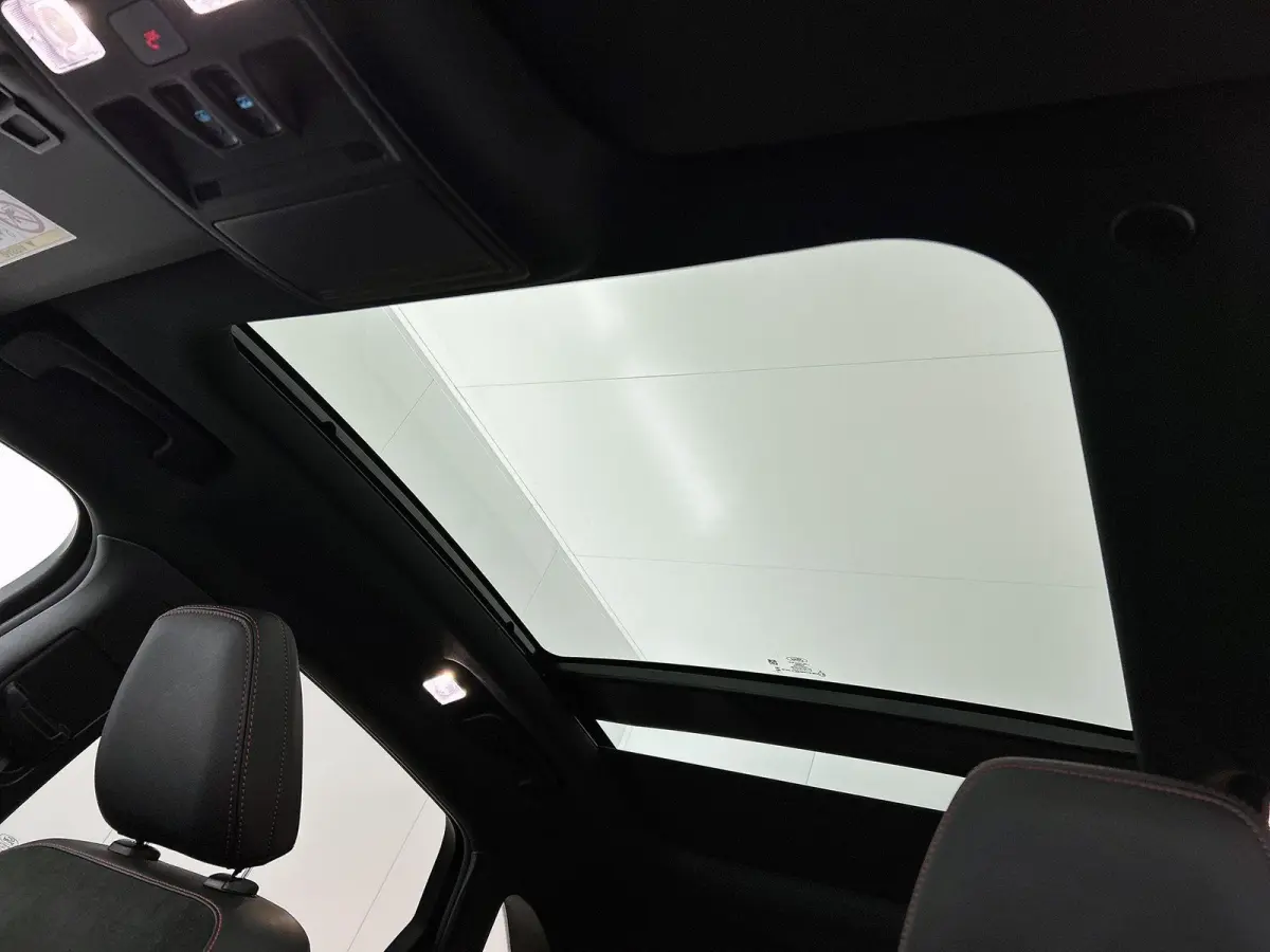 2.5 PHEV Graphite Tech Edition | PANORAMADAK | AUTOMATISCHE ACHTERKLEP | INKLAPBARE TREKHAAK | ACHTERUITRIJCAMERA | ELEKTRISCH VERSTELBARE STOELEN | STOELVERWARMING | APPLE CARPLAY / ANDROID