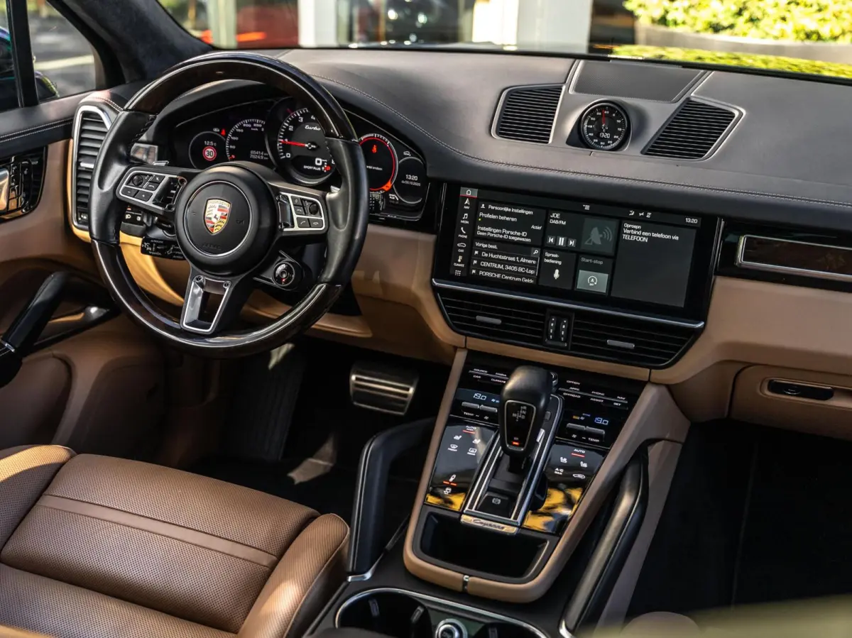 4.0 Turbo|PANO|CHRONO|BOSE|APP|22''|CAM|HOUT