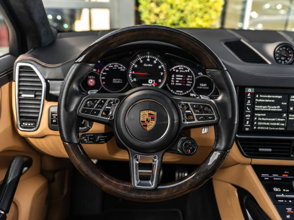 4.0 Turbo|PANO|CHRONO|BOSE|APP|22''|CAM|HOUT