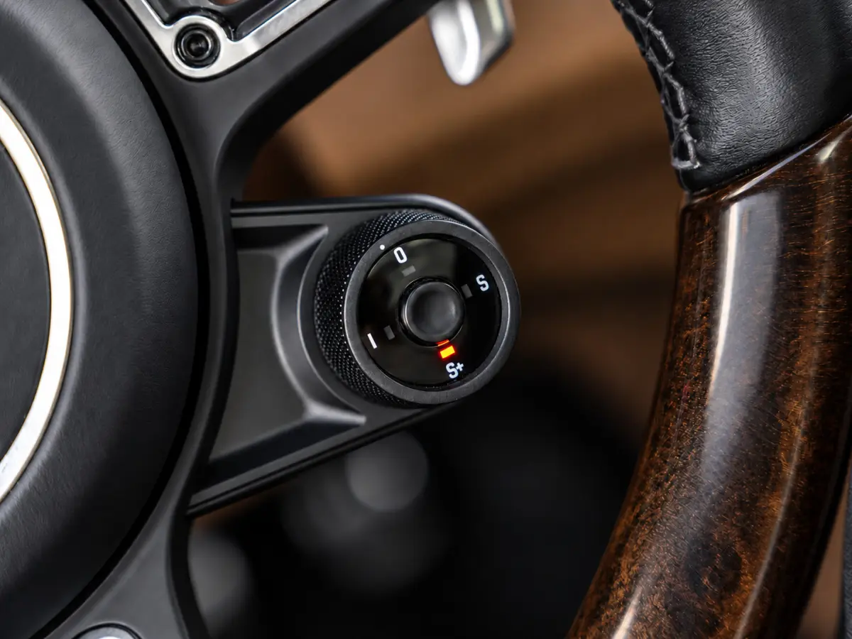 4.0 Turbo|PANO|CHRONO|BOSE|APP|22''|CAM|HOUT