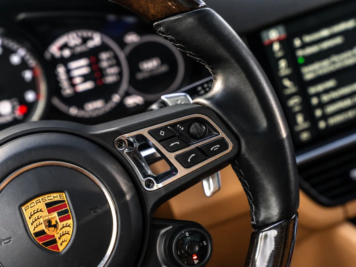 4.0 Turbo|PANO|CHRONO|BOSE|APP|22''|CAM|HOUT