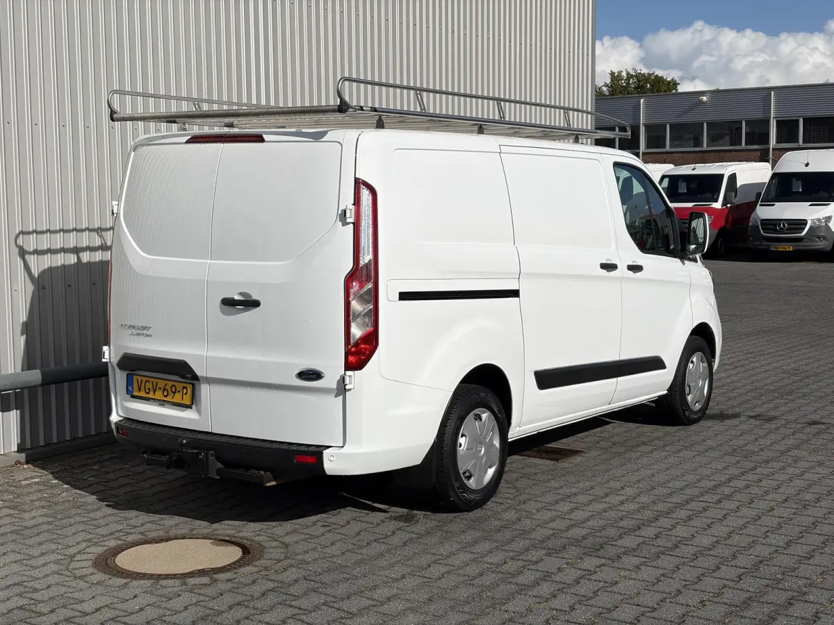 300 2.0 TDCI L1H1*HAAK*CAM*A/C*CRUISE*3-PERS*PDC*