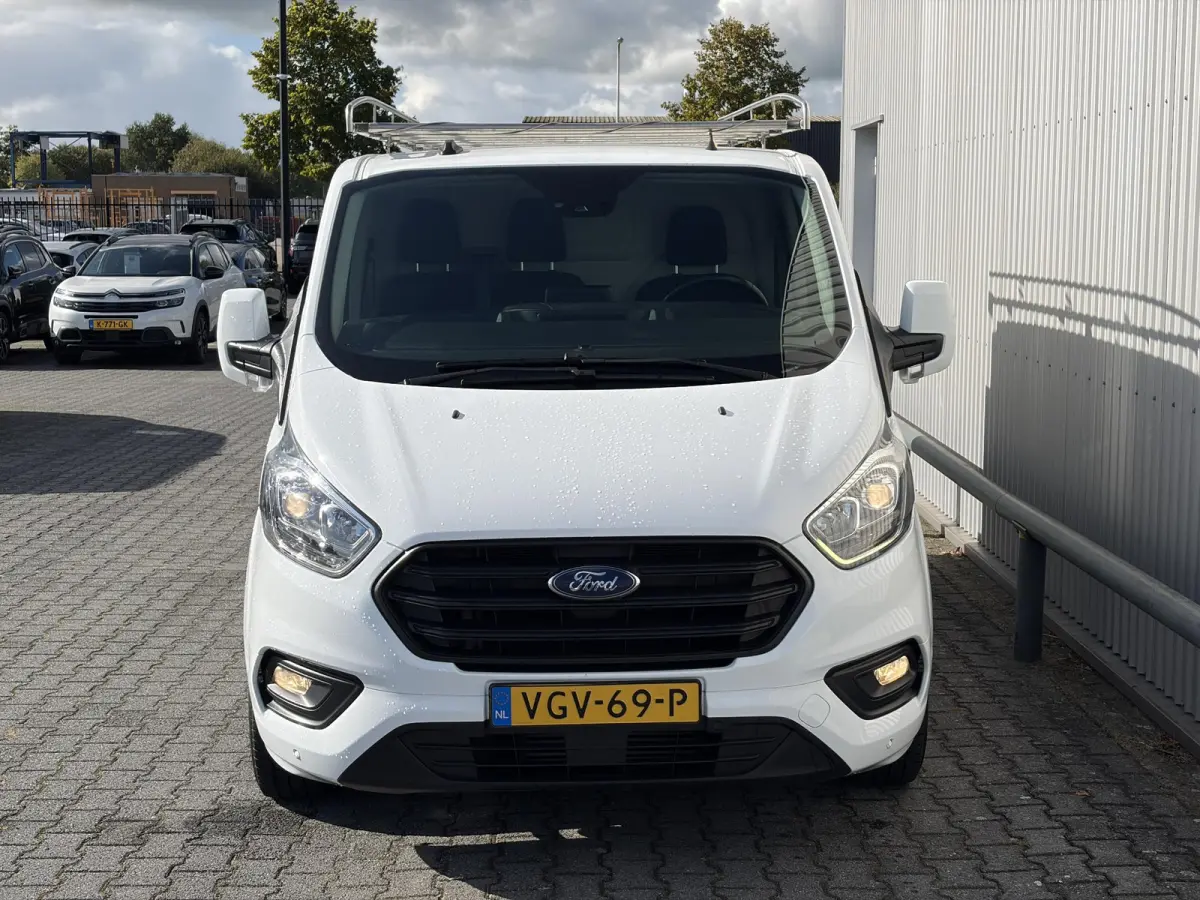300 2.0 TDCI L1H1*HAAK*CAM*A/C*CRUISE*3-PERS*PDC*