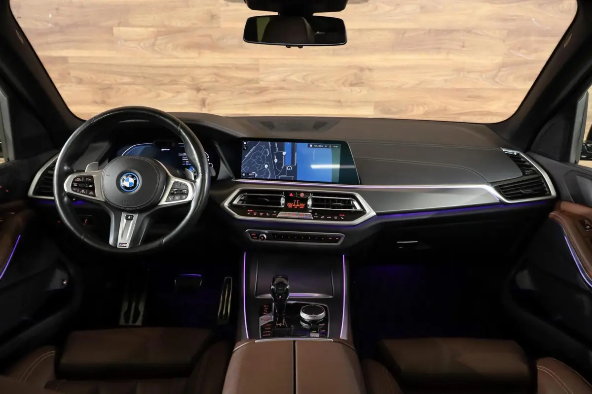xDrive45e M-Sport|Pano|360|HUD|Aero|Stuurverwarming|