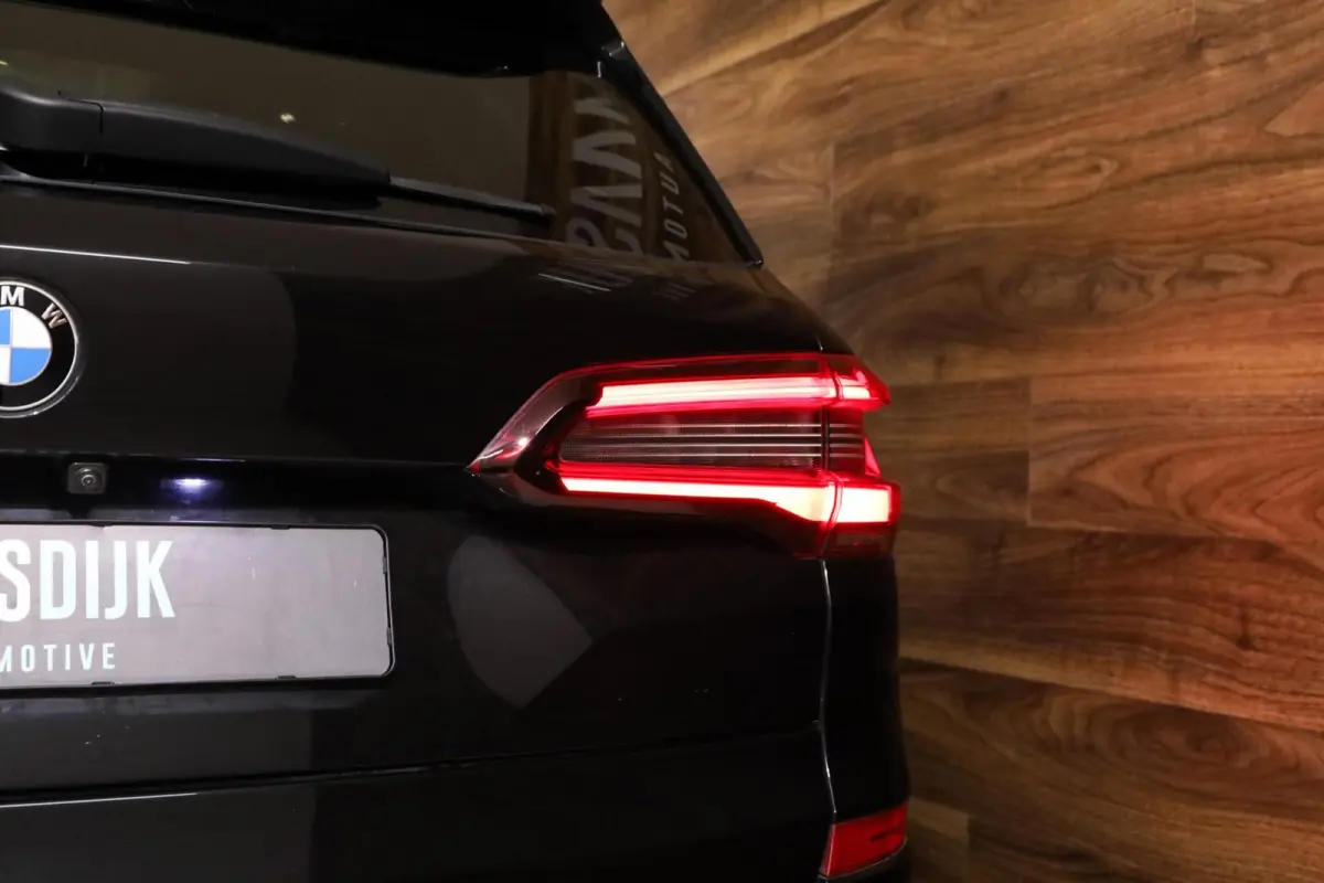 xDrive45e M-Sport|Pano|360|HUD|Aero|Stuurverwarming|