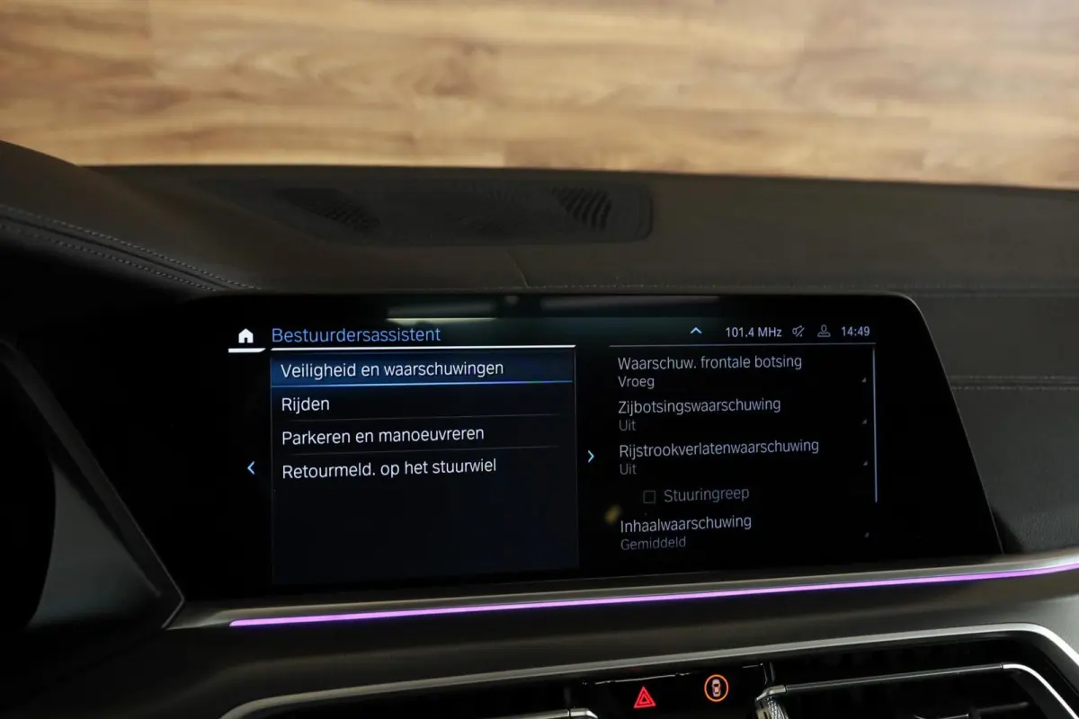 xDrive45e M-Sport|Pano|360|HUD|Aero|Stuurverwarming|