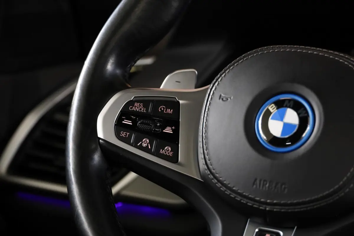 xDrive45e M-Sport|Pano|360|HUD|Aero|Stuurverwarming|