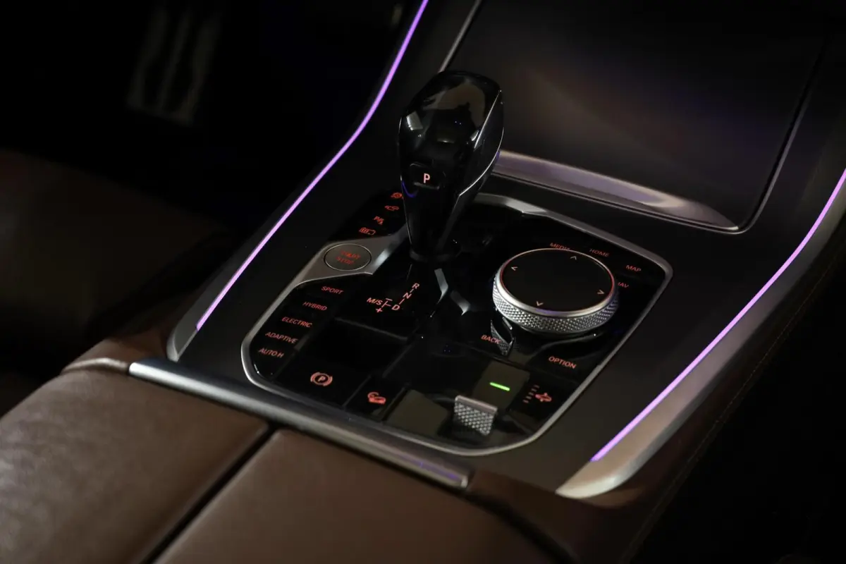 xDrive45e M-Sport|Pano|360|HUD|Aero|Stuurverwarming|