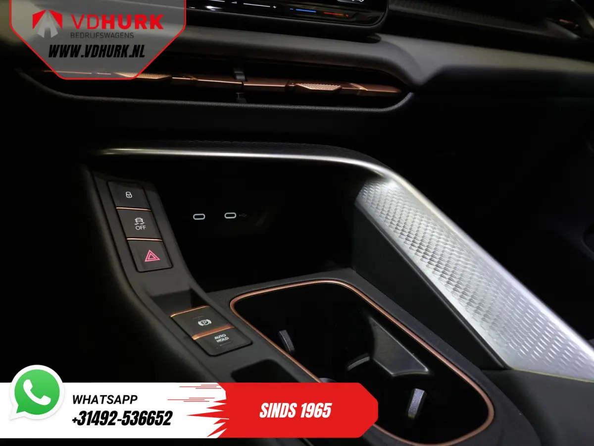 1.5 TSI e-Hybrid 272 pk VZ Limited Pano/ Elek.Trekhaak/ Sennheiser/ 360 Camera/ Matrix/ Snellader/ Elek.klep/ Head-up/ Memory/ Standkachel/ Stoelverw./ Carplay/ Adapt.Cruise/ PDC/ 20'' LMV