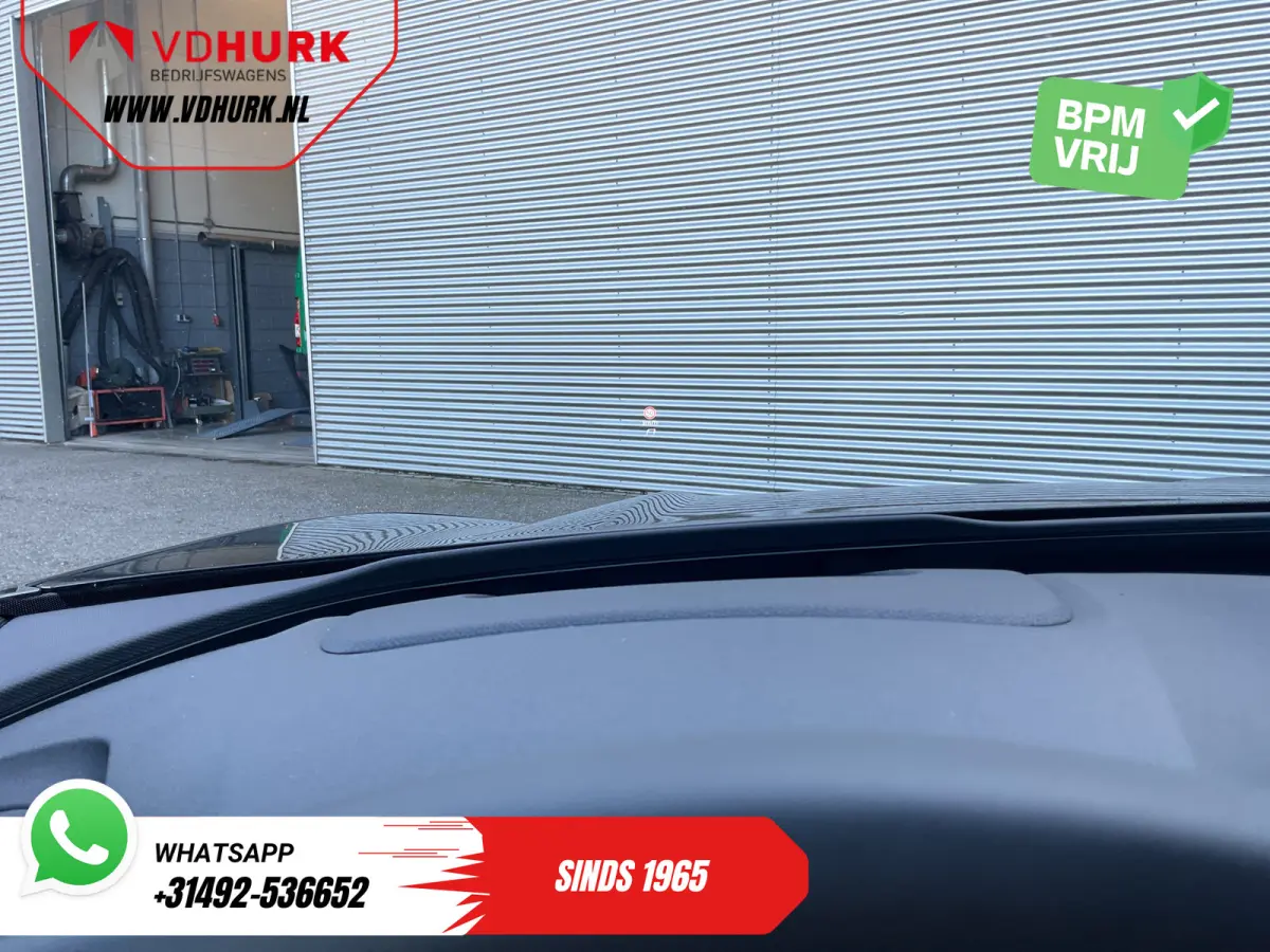 1.5 TSI e-Hybrid 272 pk VZ Limited Pano/ Elek.Trekhaak/ Sennheiser/ 360 Camera/ Matrix/ Snellader/ Elek.klep/ Head-up/ Memory/ Standkachel/ Stoelverw./ Carplay/ Adapt.Cruise/ PDC/ 20'' LMV