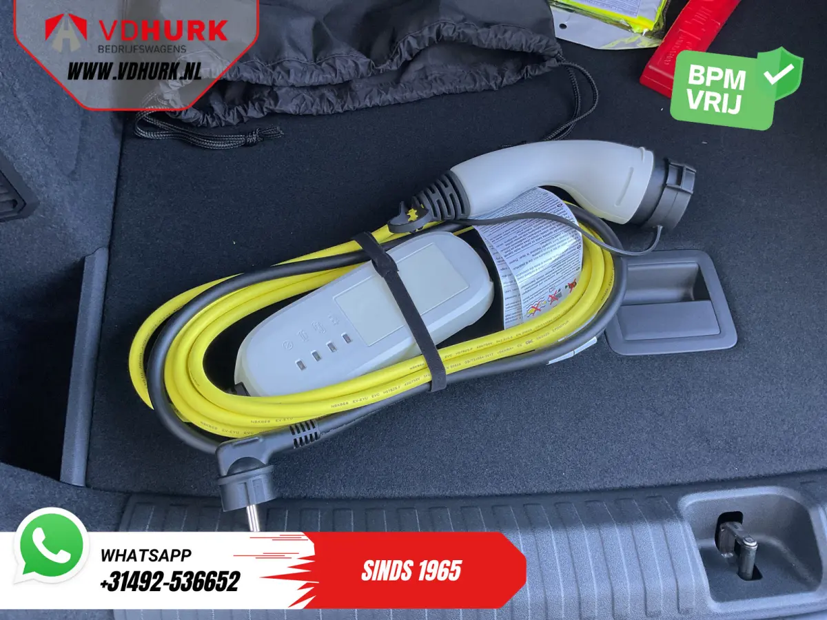 1.5 TSI e-Hybrid 272 pk VZ Limited Pano/ Elek.Trekhaak/ Sennheiser/ 360 Camera/ Matrix/ Snellader/ Elek.klep/ Head-up/ Memory/ Standkachel/ Stoelverw./ Carplay/ Adapt.Cruise/ PDC/ 20'' LMV