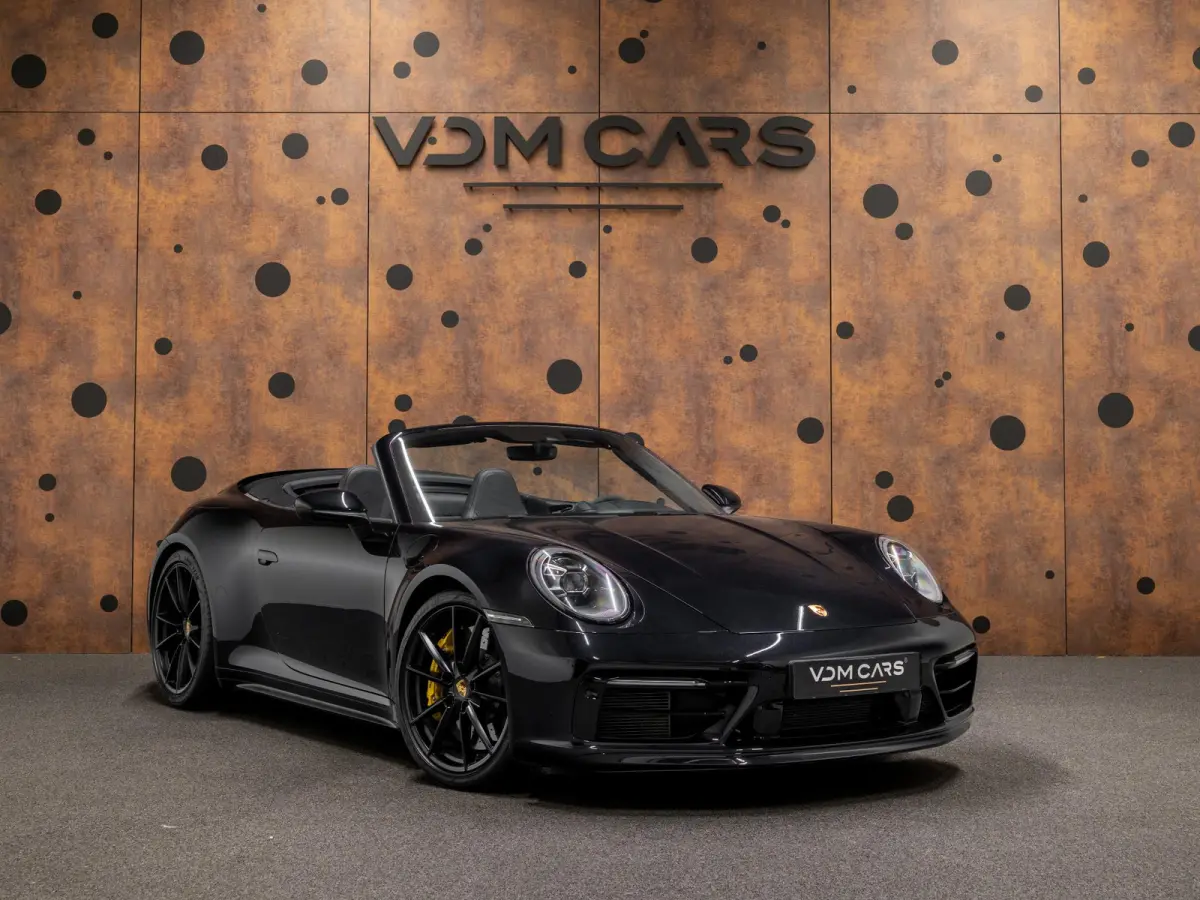 3.0 Carrera 4S | PCCB | SportDesign | Lift | Achterasbest. | Sportuitlaat | Keyless |
