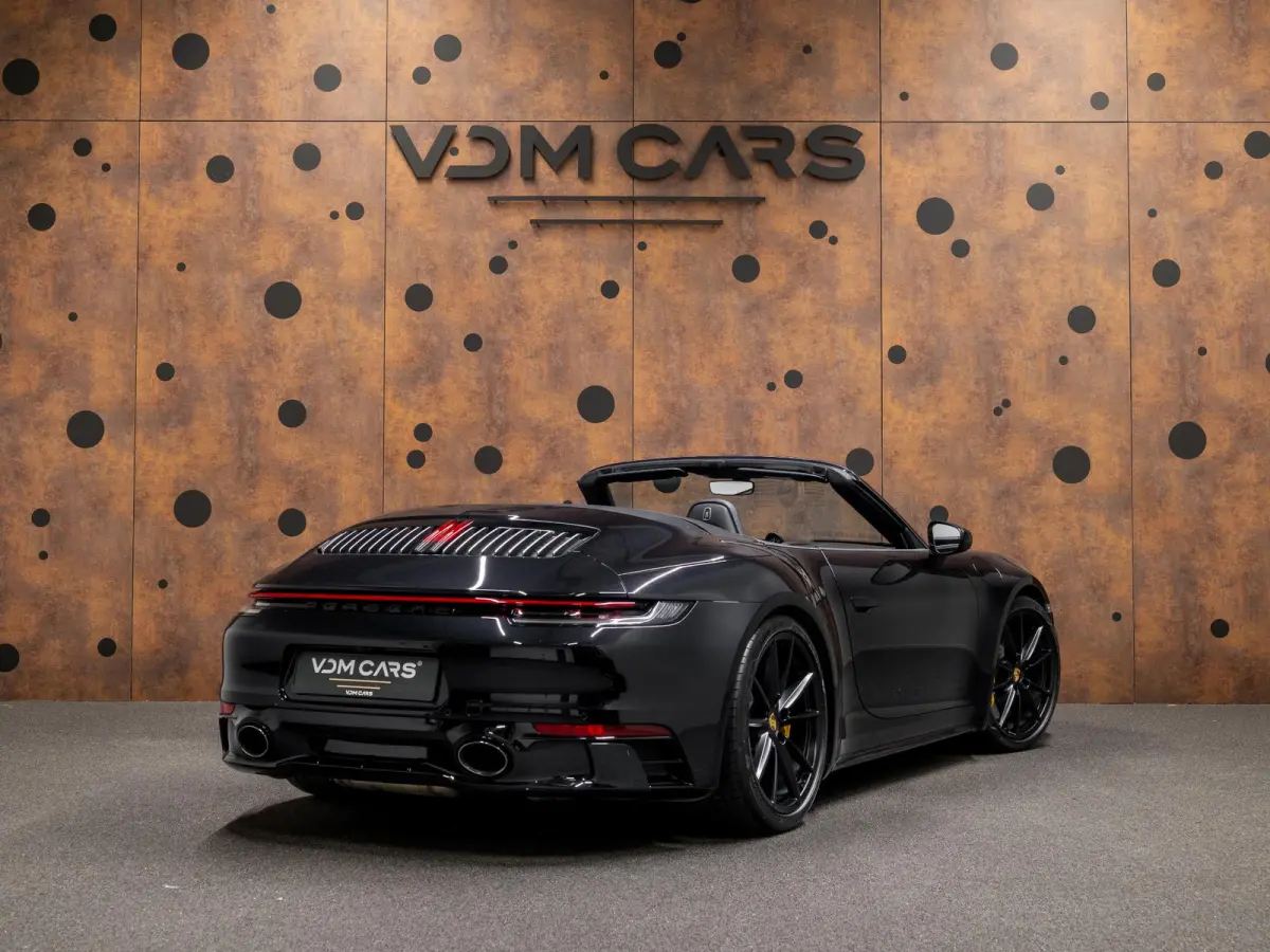 3.0 Carrera 4S | PCCB | SportDesign | Lift | Achterasbest. | Sportuitlaat | Keyless |