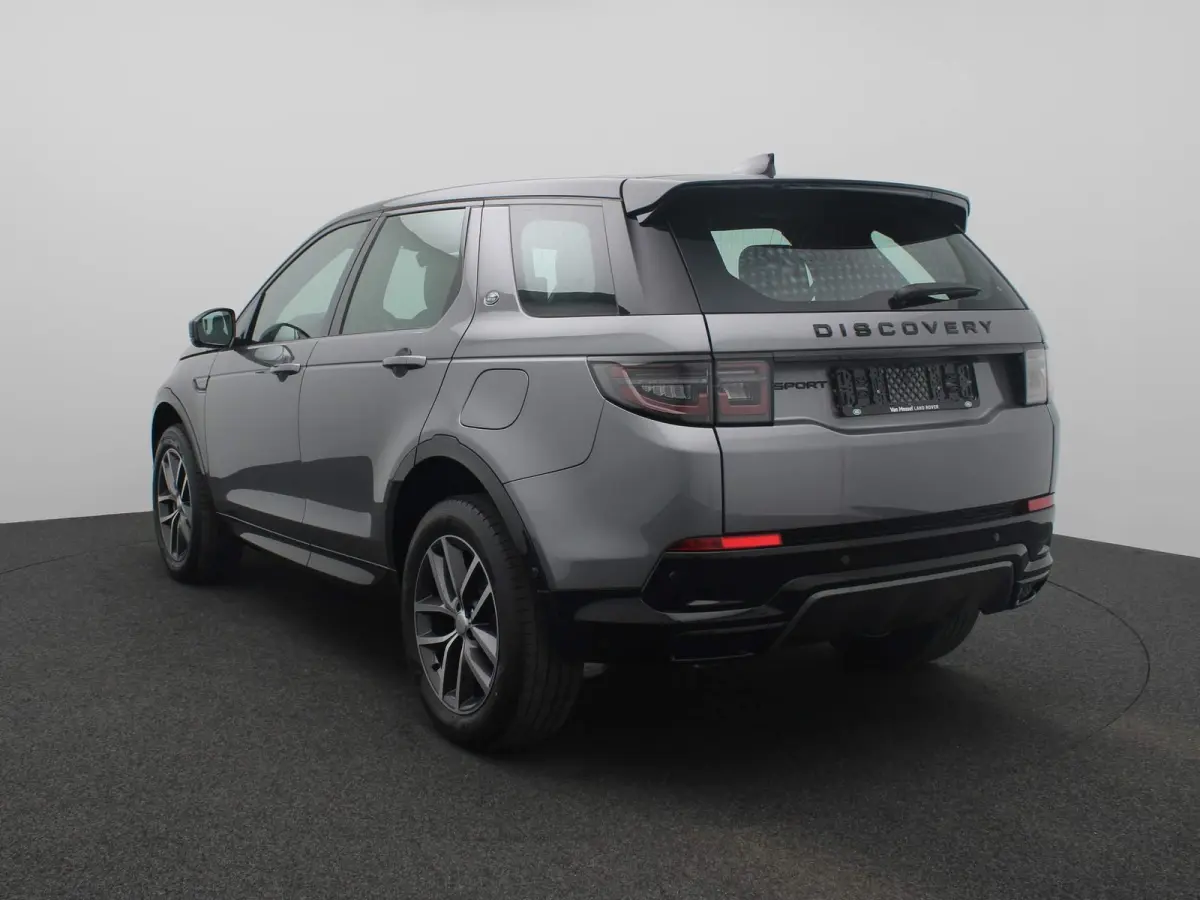 P300e Dynamic SE | Stoelverwarming |  3D Surround Camera View | Panoramisch Glazen dak
