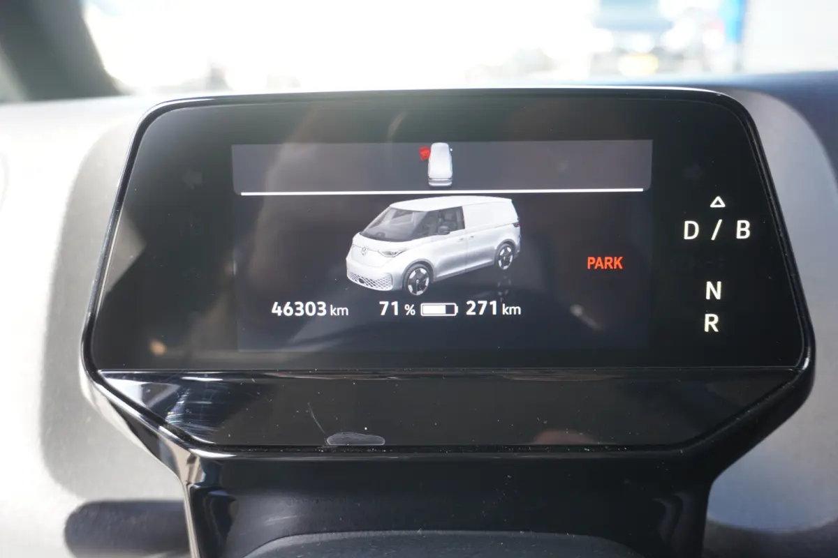 77 kWh 204pk IQ Light Apple carplay camera Parkeersensoren Achterdeuren 2-zit