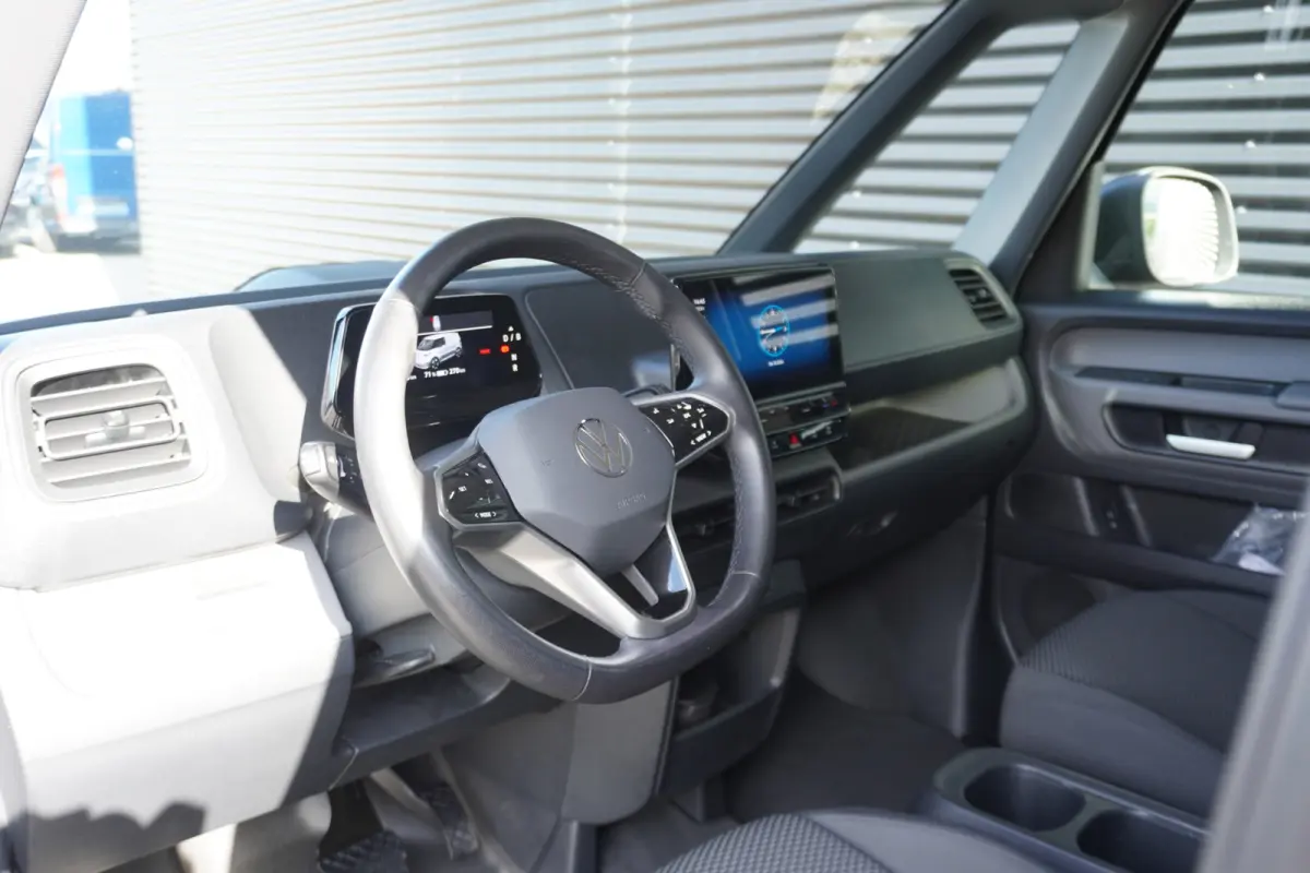 77 kWh 204pk IQ Light Apple carplay camera Parkeersensoren Achterdeuren 2-zit