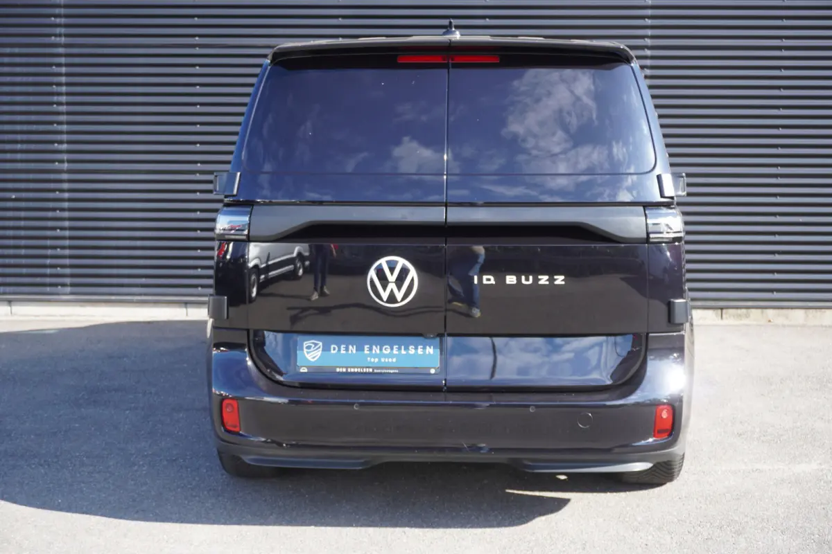 77 kWh 204pk IQ Light Apple carplay camera Parkeersensoren Achterdeuren 2-zit