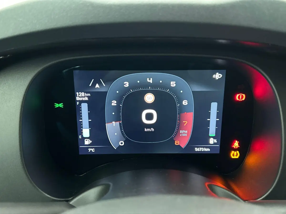 1.0 Hybrid City | Airco | DAB+ | Cruise Control |