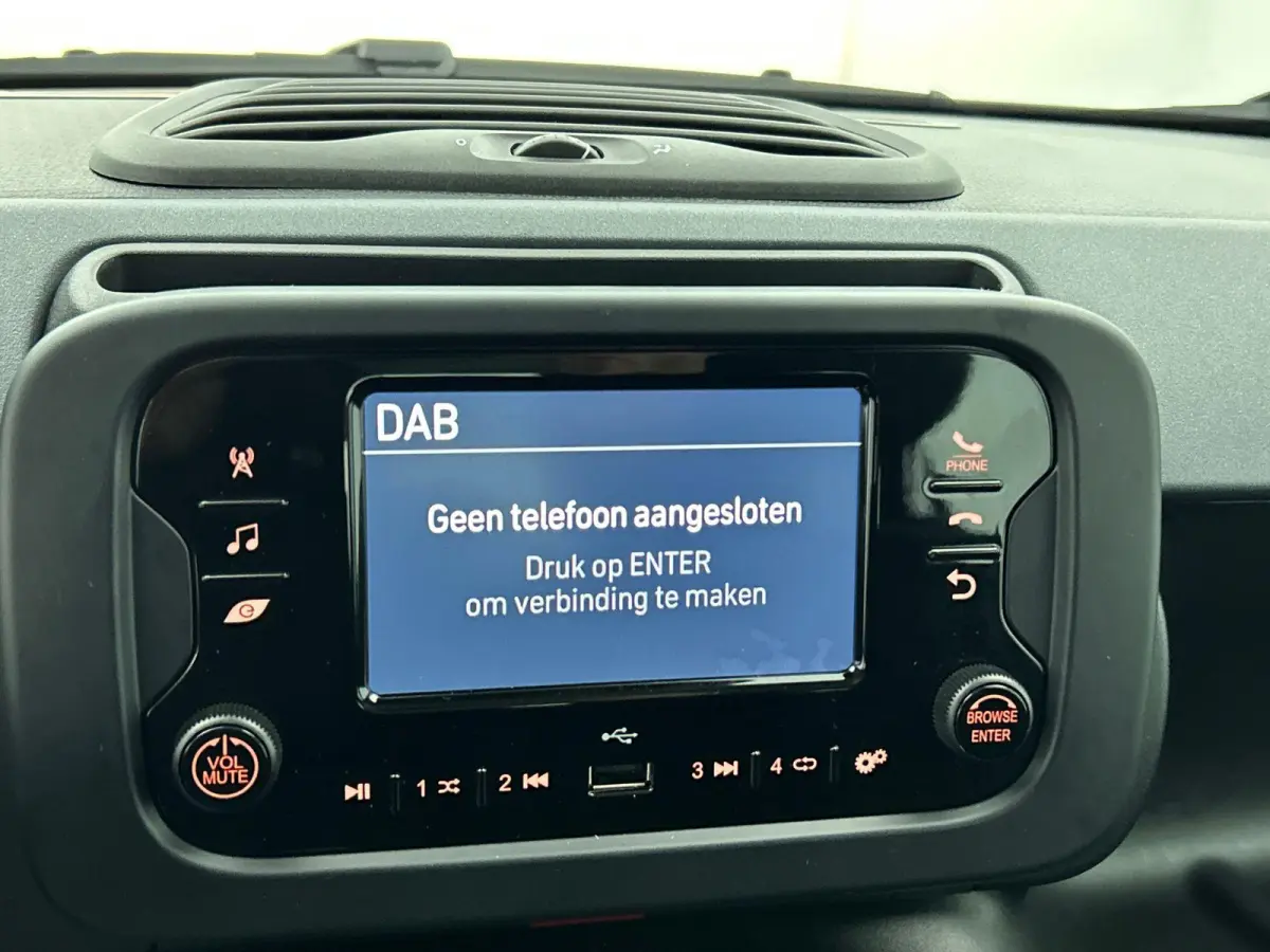 1.0 Hybrid City | Airco | DAB+ | Cruise Control |