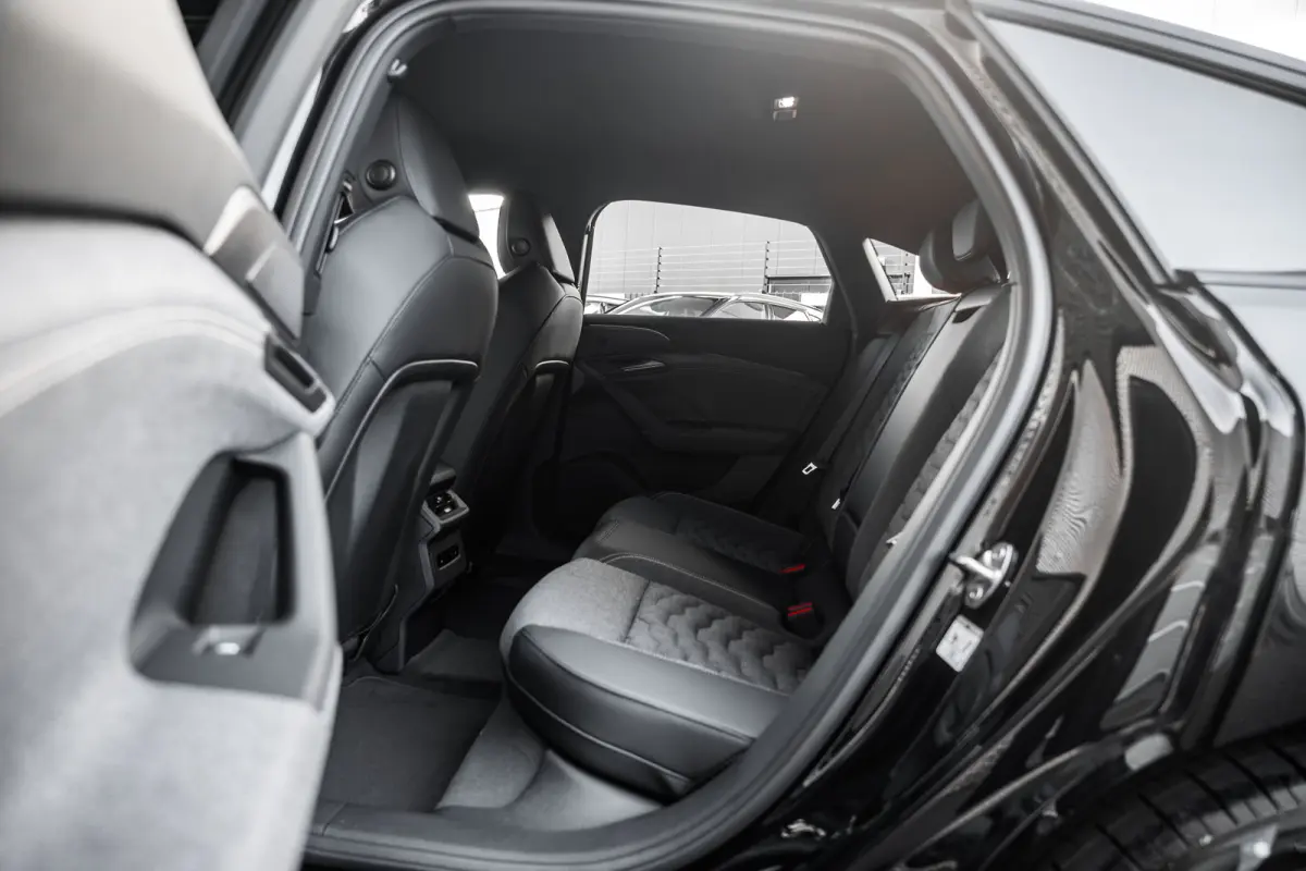 S edition | Audi smartphone interface | Comfortsleutel | Elektrisch instelbare voorstoelen