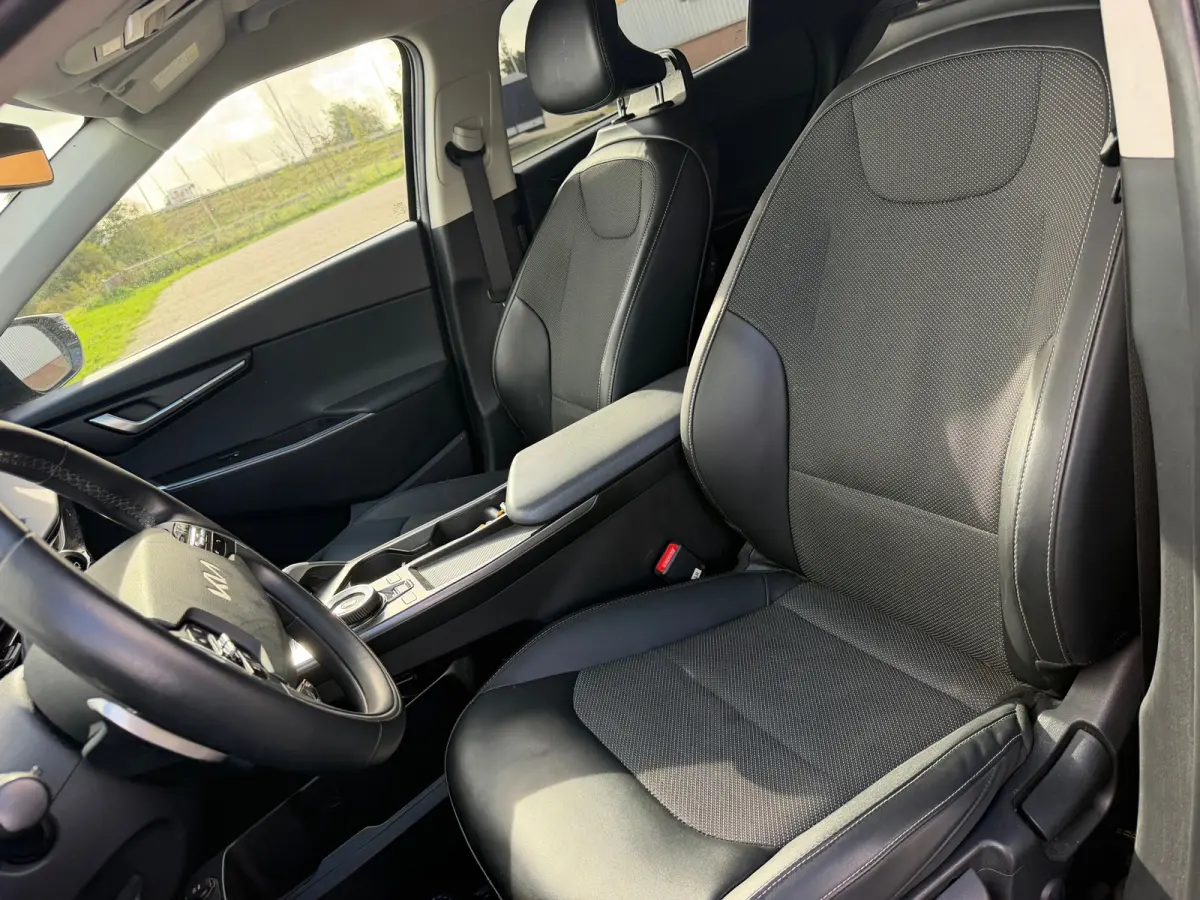 Edition 77.4 kWh - Aurora Black Pearl - Trekhaak - SoH 98%