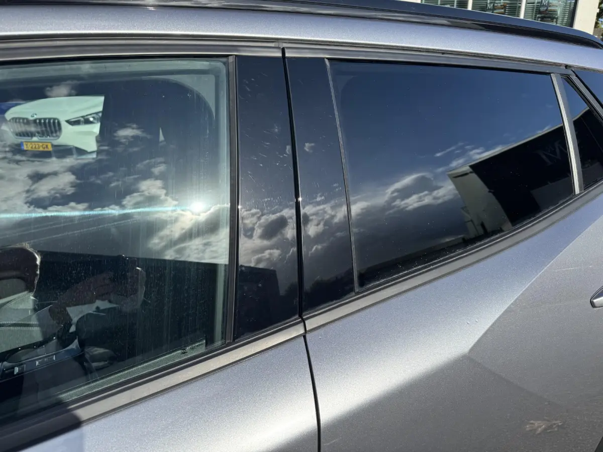 1.2 Hybrid 145 Allure AUTOMAAT | CRUISE CONTROL| 30.000KM! | CAMERA| NAVIGATIE |RIJKLAARPRIJS INCL. 12 MND BOVAG GARANTIE|