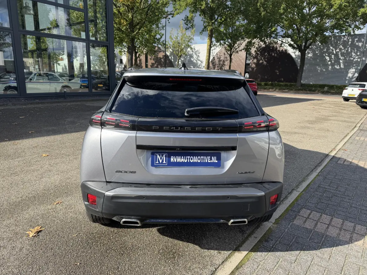 1.2 Hybrid 145 Allure AUTOMAAT | CRUISE CONTROL| 30.000KM! | CAMERA| NAVIGATIE |RIJKLAARPRIJS INCL. 12 MND BOVAG GARANTIE|
