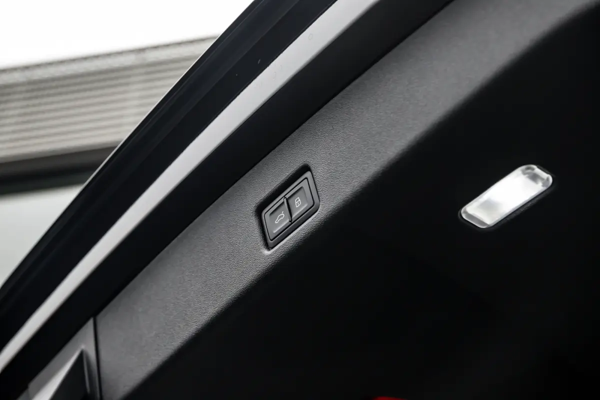 S edition competition | Audi virtual cockpit | Hemelbekleding in zwart | Navigatie plus