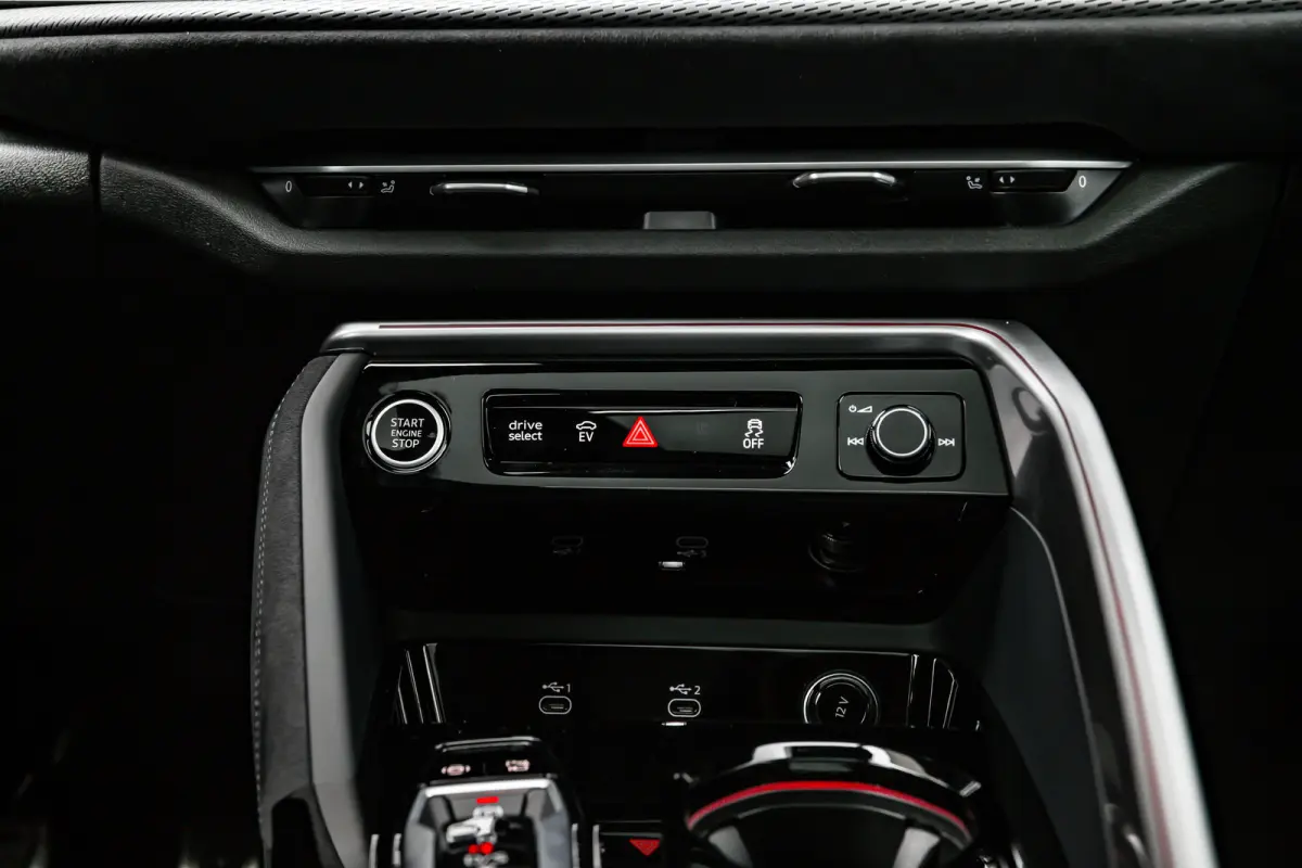 S edition competition | Audi virtual cockpit | Dashcam | Hemelbekleding in zwart