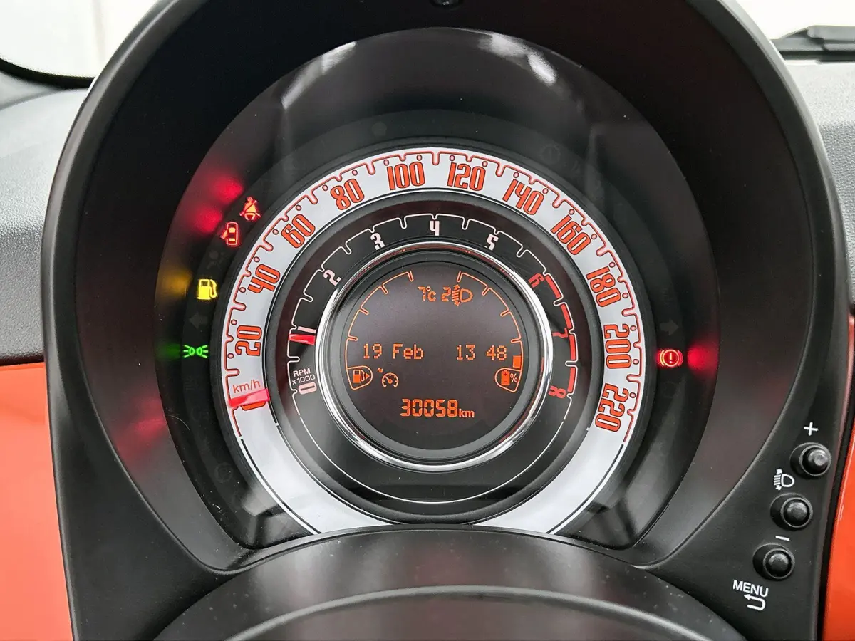 1.0 Hybrid Dolcevita | PDC | Airco | Apple Carplay & Android Auto