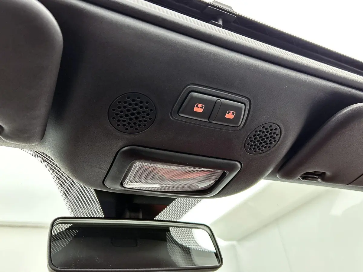 1.0 Hybrid Dolcevita | PDC | Airco | Apple Carplay & Android Auto
