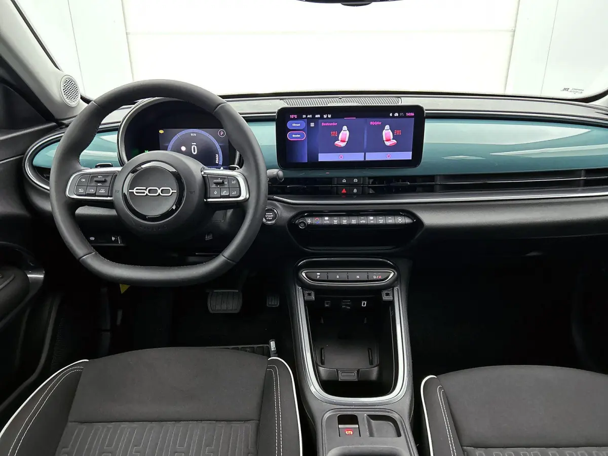 1.2 Hybrid Urban Camera | Navigatie | Climate control | 17" Lichtmetalen velgen