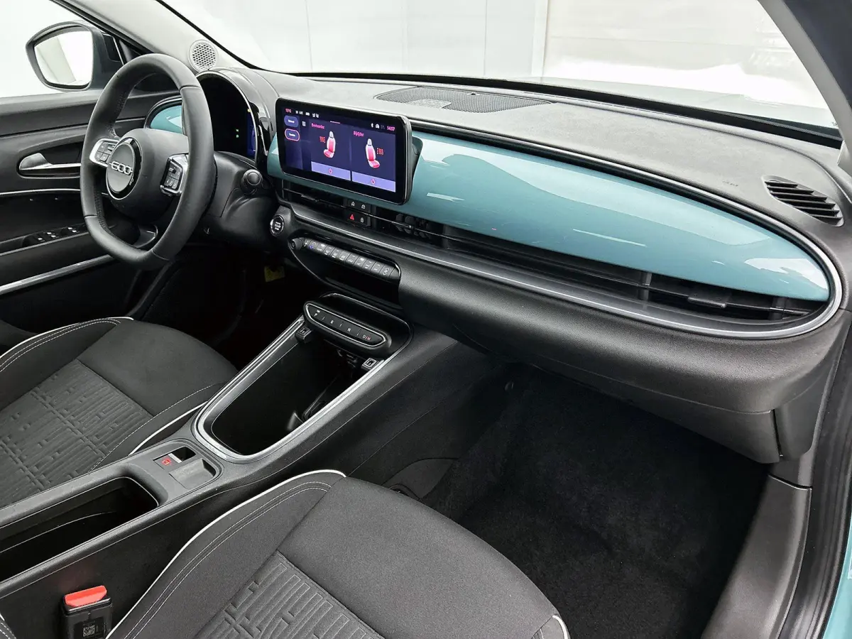 1.2 Hybrid Urban Camera | Navigatie | Climate control | 17" Lichtmetalen velgen
