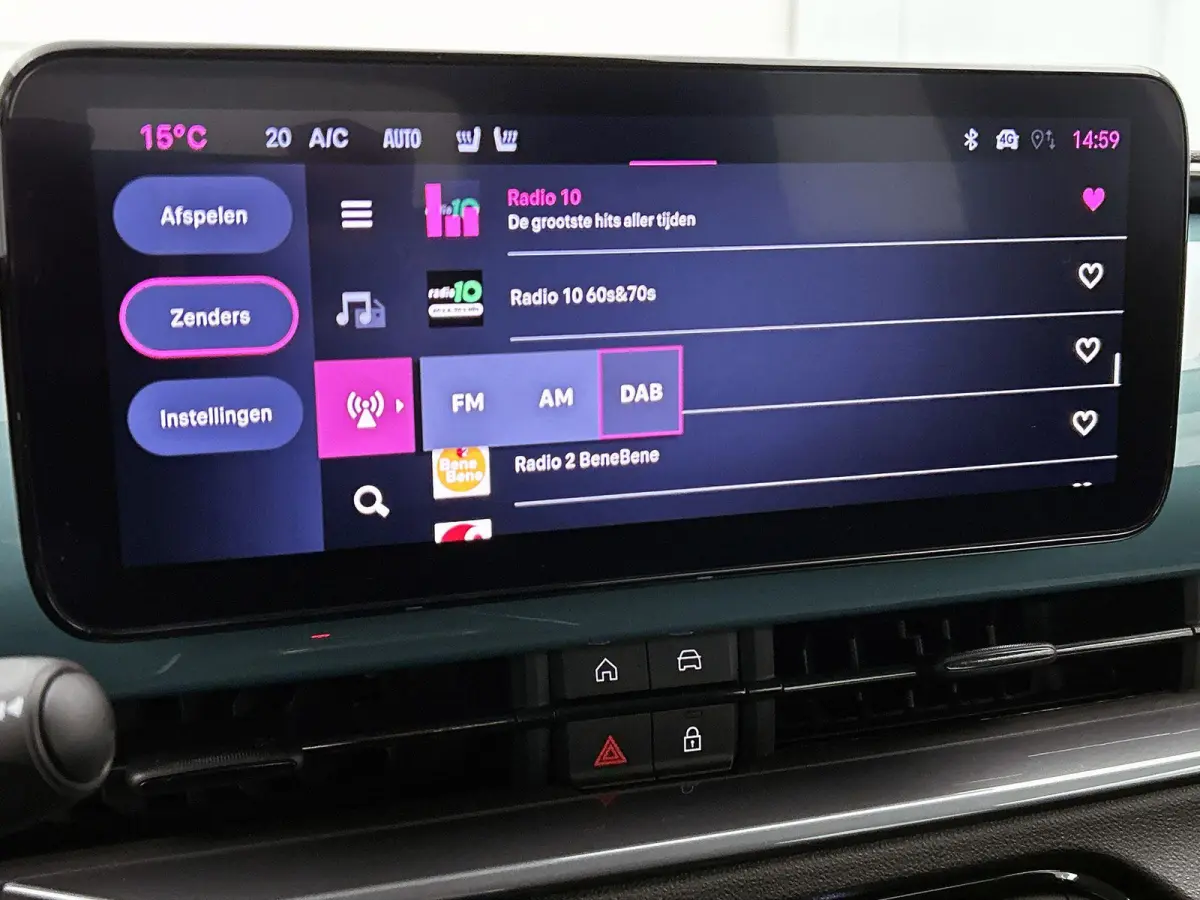 1.2 Hybrid Urban Camera | Navigatie | Climate control | 17" Lichtmetalen velgen
