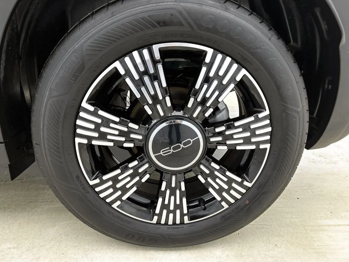 1.2 Hybrid Urban Camera | Navigatie | Climate control | 17" Lichtmetalen velgen