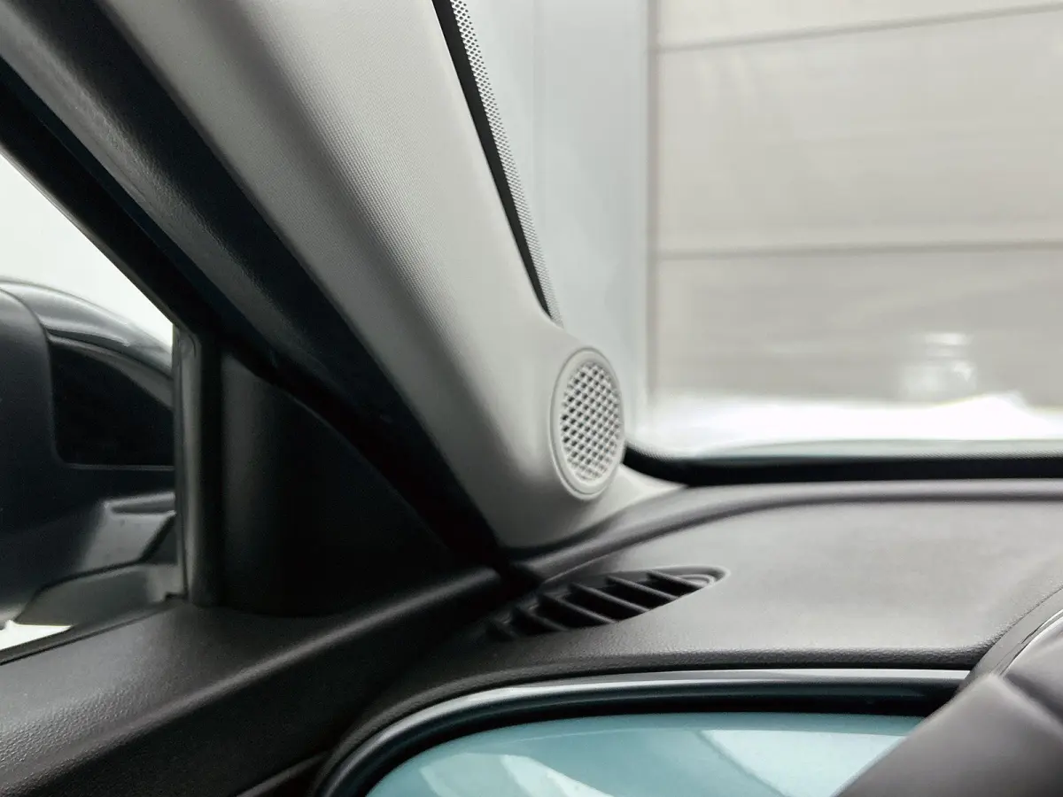 1.2 Hybrid Urban Camera | Navigatie | Climate control | 17" Lichtmetalen velgen