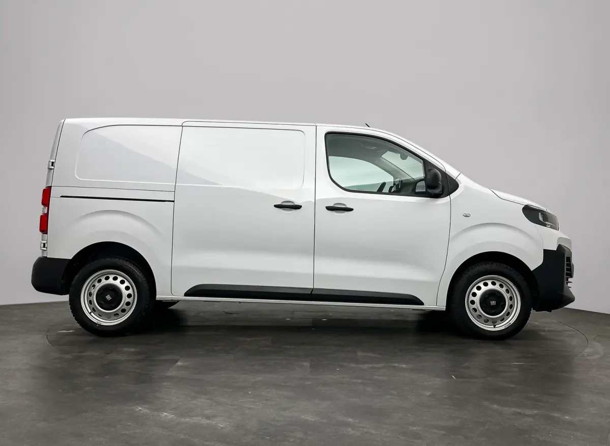 2.0 Diesel 145 S&S L2 | Camera | Betimmering | Cruise Control | Airco | Navigatie | BPM vrij