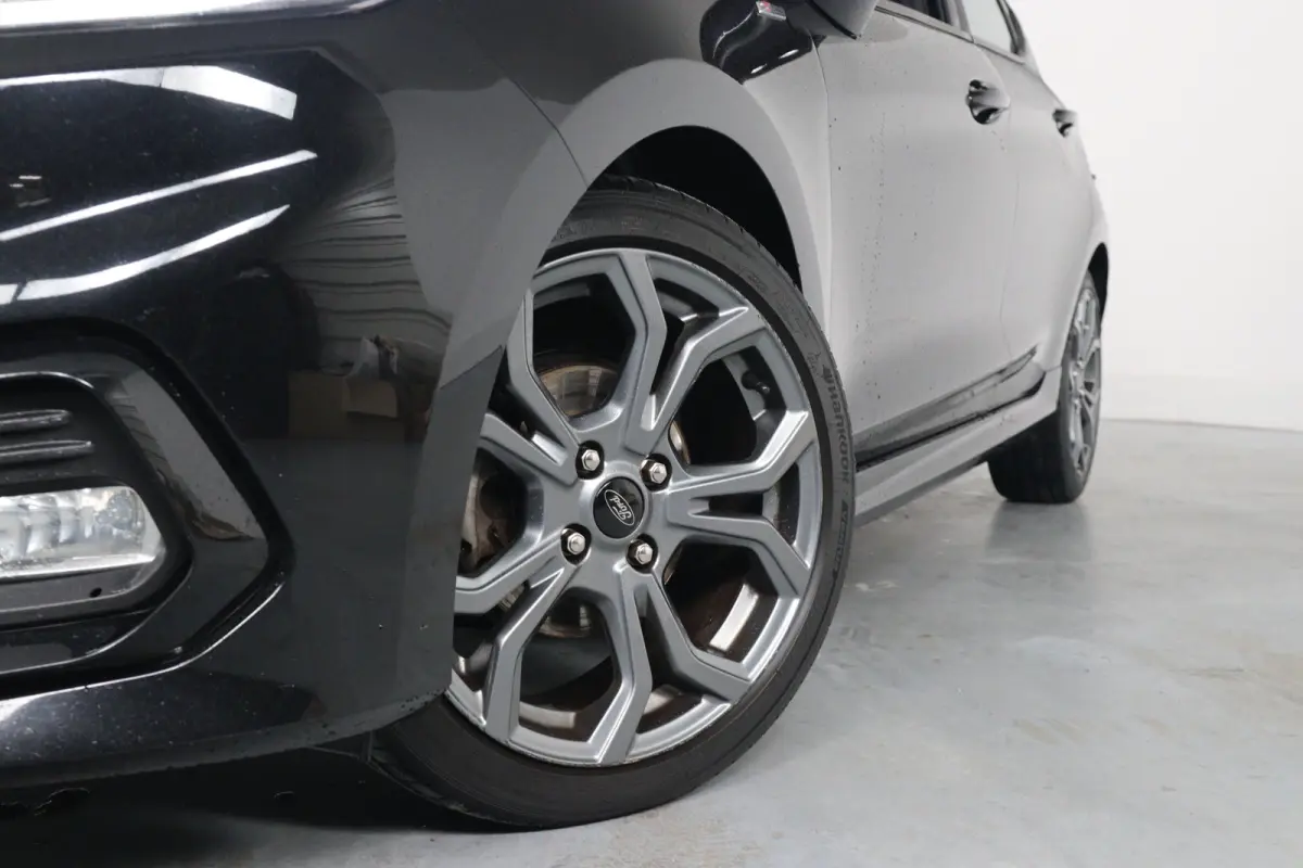 1.0 EcoBoost ST-Line | Dealer Onderhouden! | Navigatie | Clima | Parkeersensoren | Keyless Start | Lichtmetalen Velgen | Cruise Control