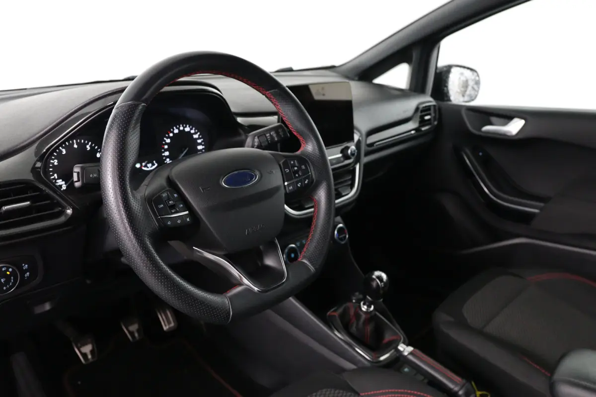 1.0 EcoBoost ST-Line | Dealer Onderhouden! | Navigatie | Clima | Parkeersensoren | Keyless Start | Lichtmetalen Velgen | Cruise Control