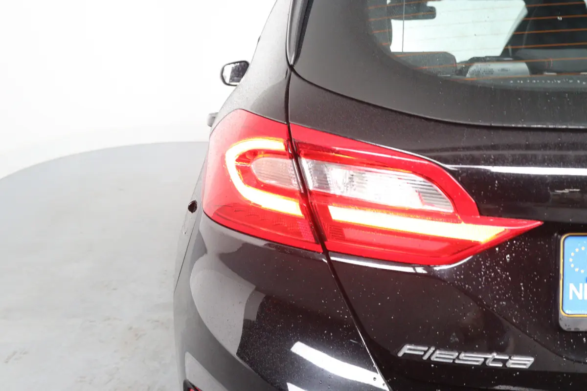 1.0 EcoBoost ST-Line | Dealer Onderhouden! | Navigatie | Clima | Parkeersensoren | Keyless Start | Lichtmetalen Velgen | Cruise Control