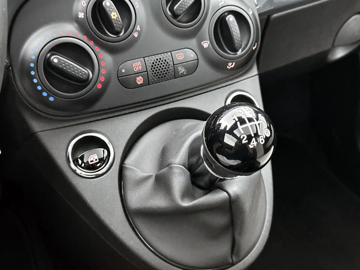 1.0 Hybrid Dolcevita | Panoramadak | Airco | Apple Carplay/Android Auto