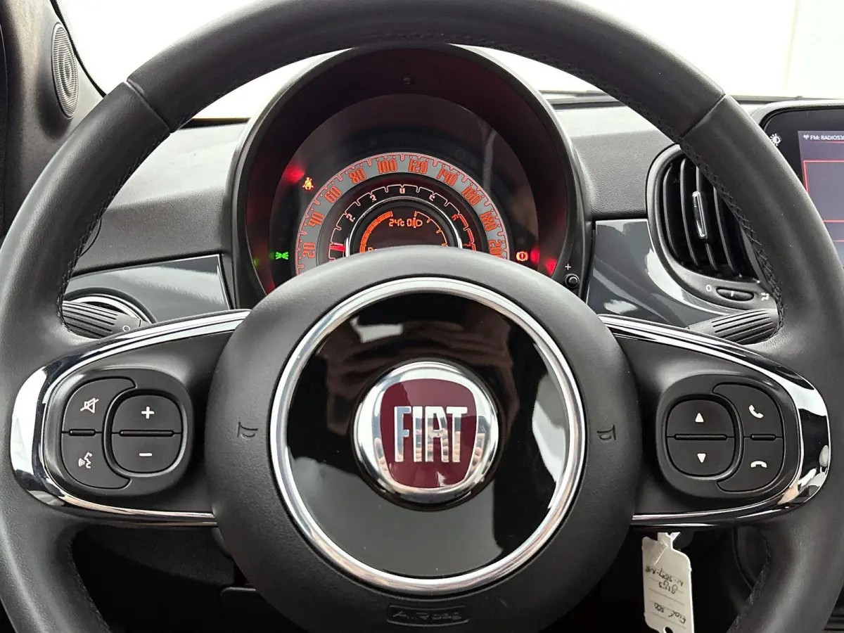 1.0 Hybrid Dolcevita | Panoramadak | Airco | Apple Carplay/Android Auto