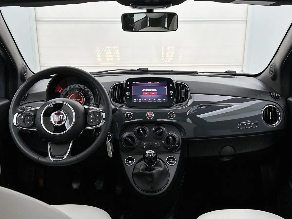 1.0 Hybrid Dolcevita | Panoramadak | Airco | Apple Carplay/Android Auto