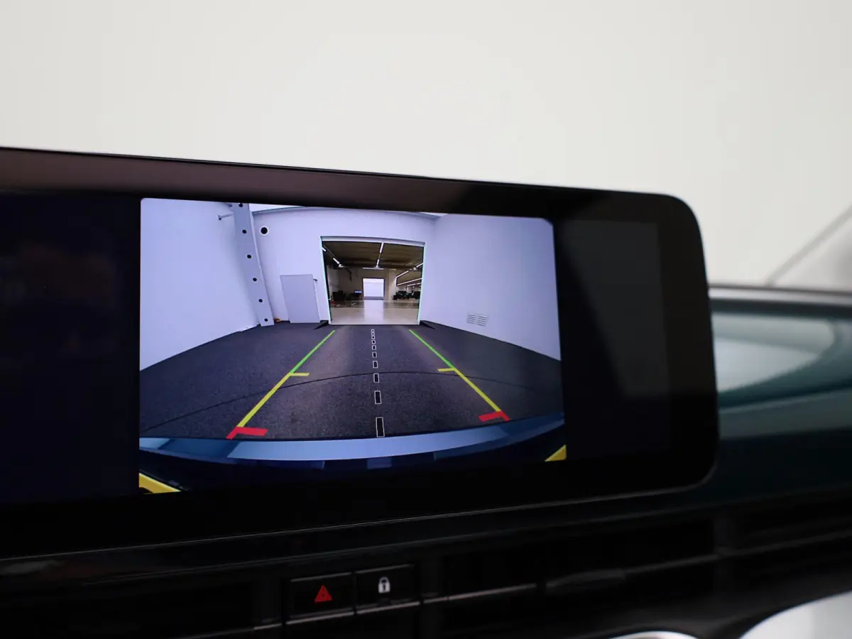 Icon 42 kWh Cabrio | LMV | cruise control | Camera | Navi | Bluetooth |