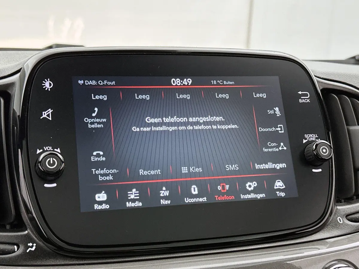 1.0 Hybrid Dolcevita | Airco | Cruise | DAB | LMV | PDC | Apple CarPlay/Android Auto