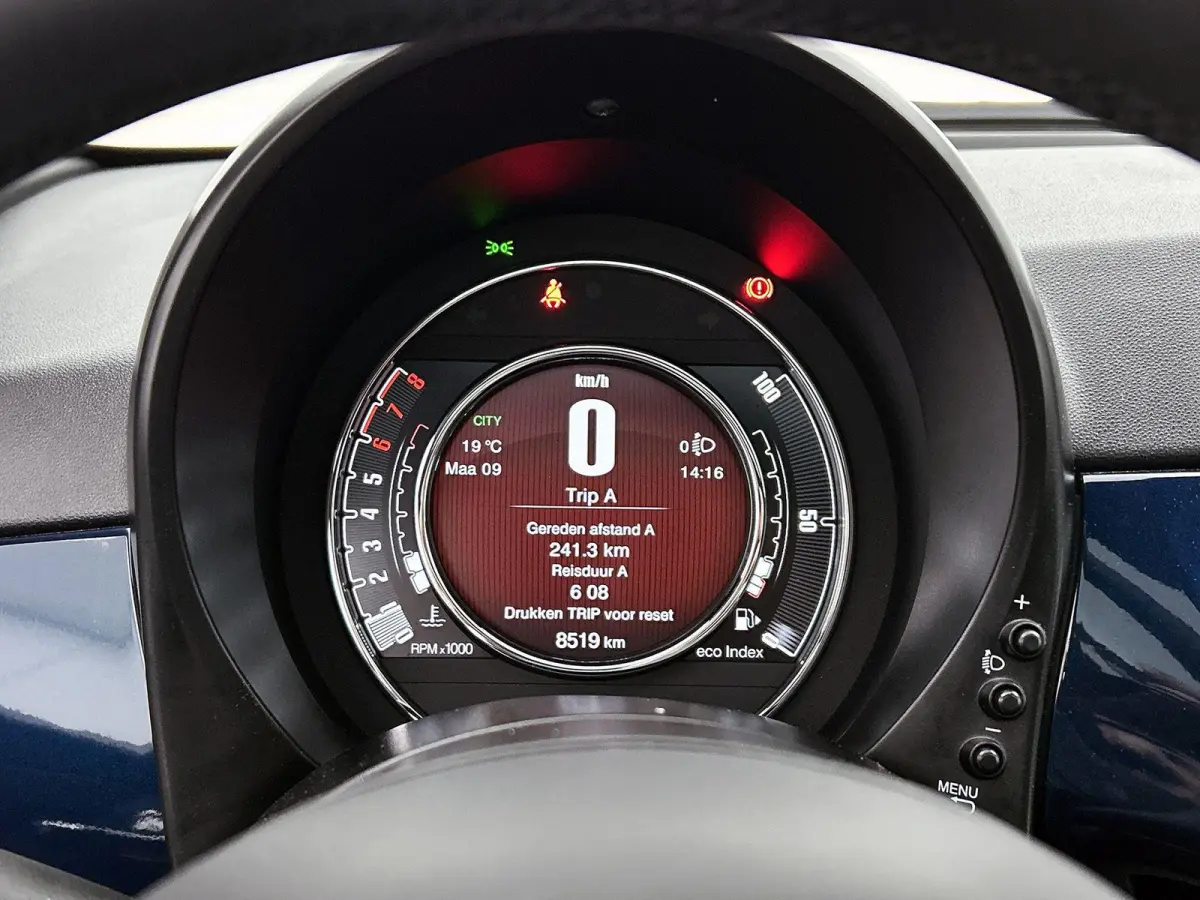 1.0 Hybrid Dolcevita | Panoramadak | Parkeersensoren | Climate control