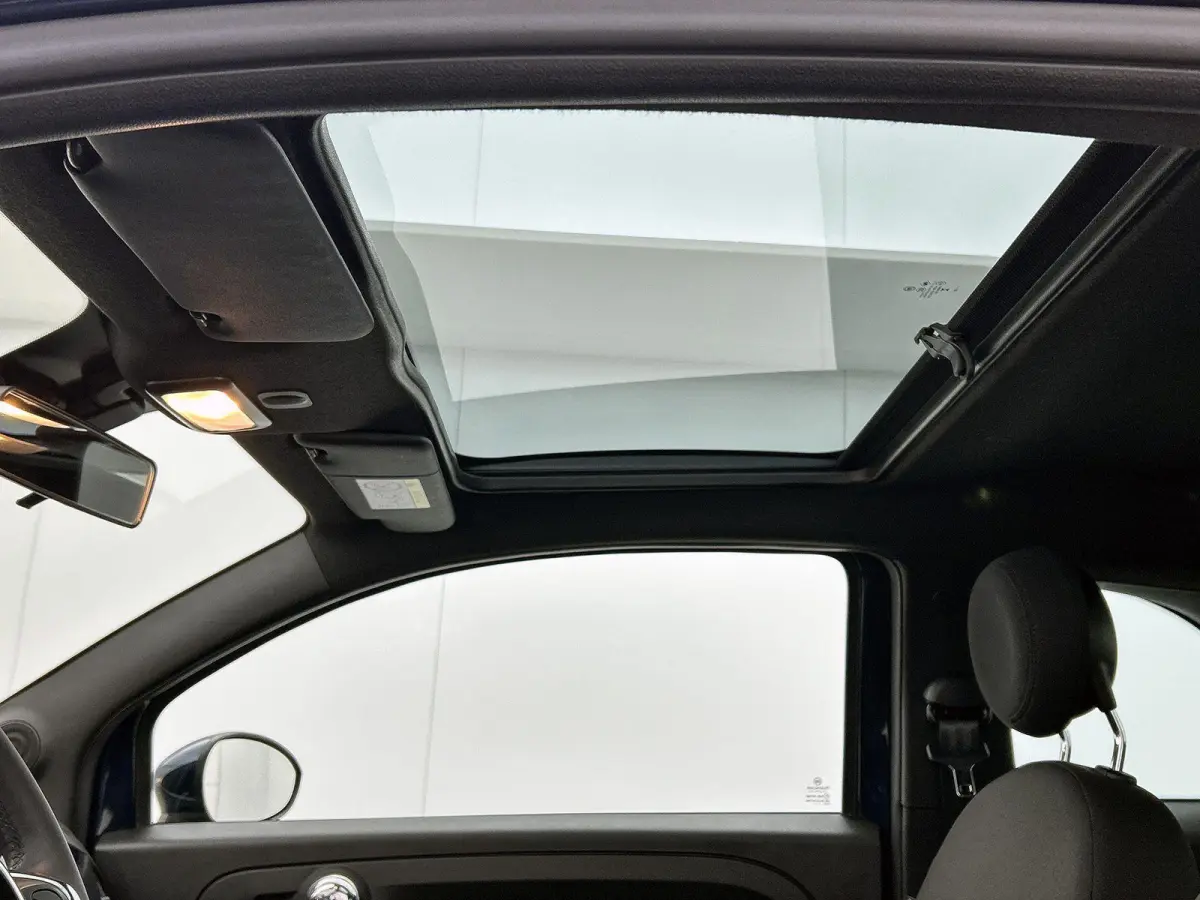 1.0 Hybrid Dolcevita | Panoramadak | Parkeersensoren | Climate control