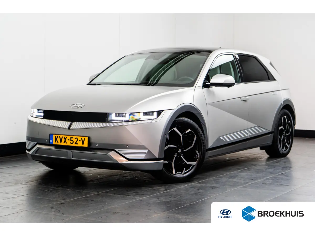 Lounge 77.4 kWh 1600kg Trekgewicht | Cruise control adaptief met Stop&Go en stuurhulp | Dodehoekdetectie met correctie | Elektrisch bedienbare achterklep