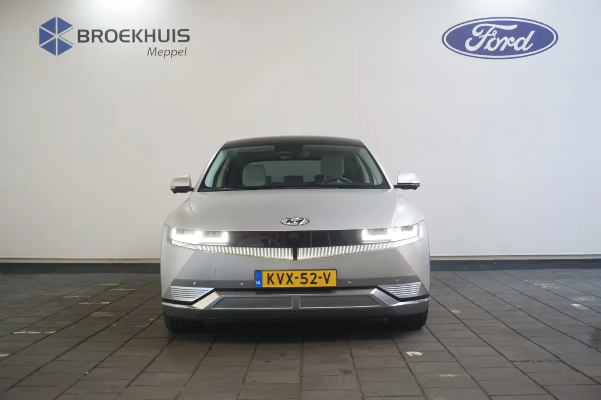 Lounge 77.4 kWh 100 SoH | 1600kg Trekgewicht | Cruise control adaptief met Stop&Go en stuurhulp | Dodehoekdetectie met correctie | Elektrisch bedienbare achterklep