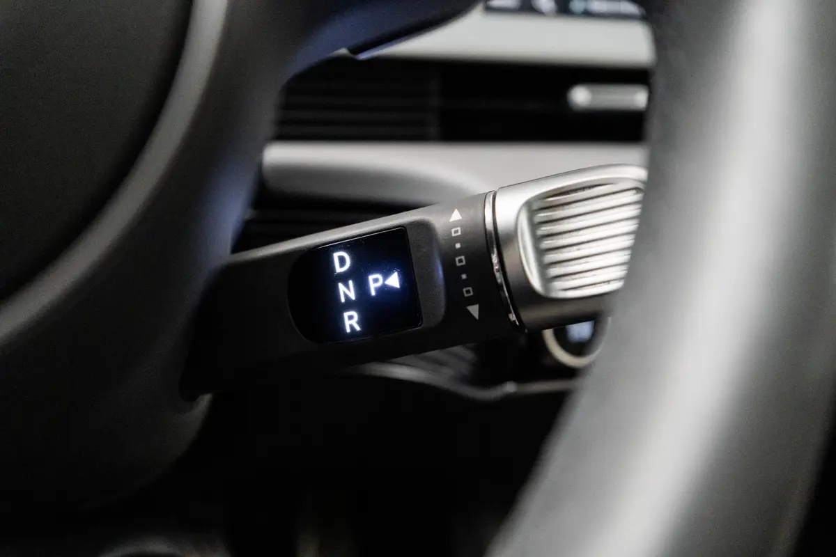 Lounge 77.4 kWh 100 SoH | 1600kg Trekgewicht | Cruise control adaptief met Stop&Go en stuurhulp | Dodehoekdetectie met correctie | Elektrisch bedienbare achterklep